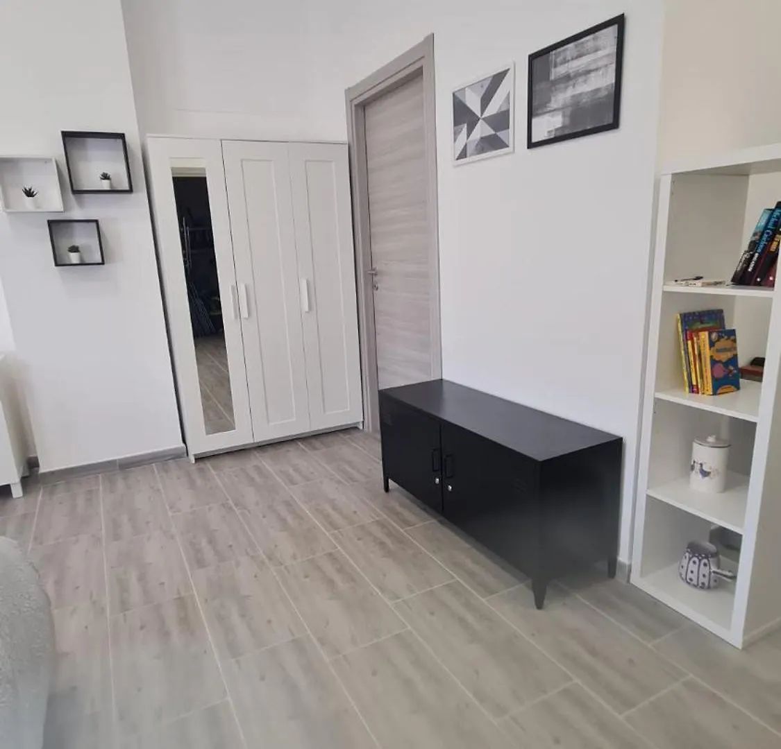 Via Contu Apartment Iglesias
